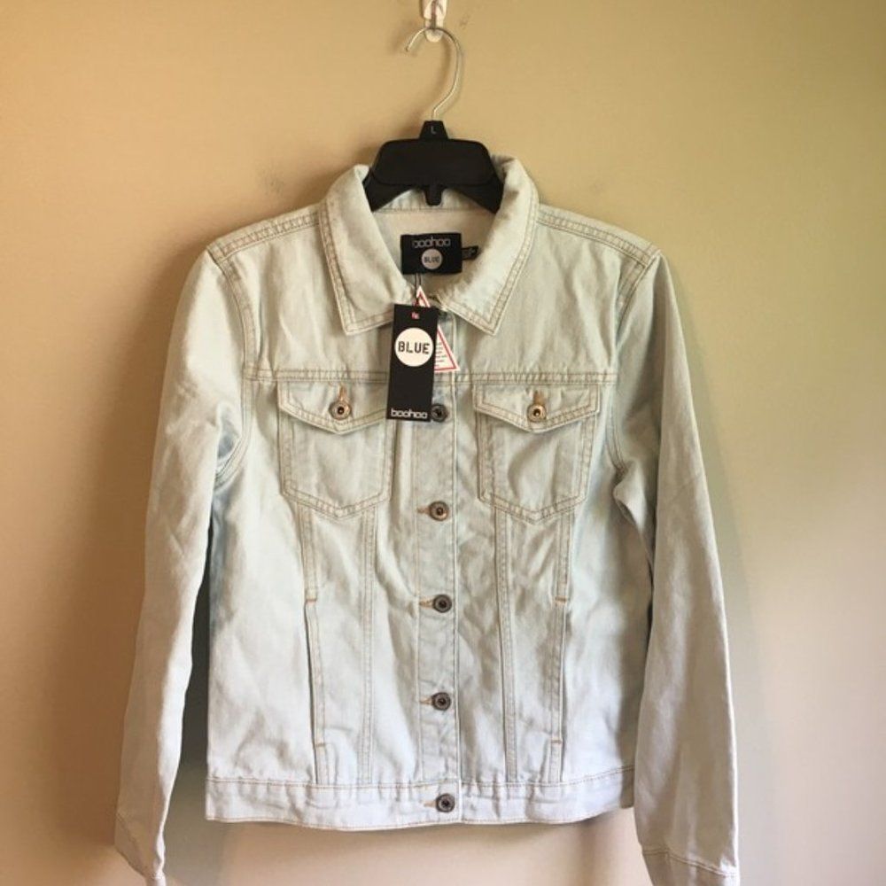 NWT Boohoo size 6 denim jacket